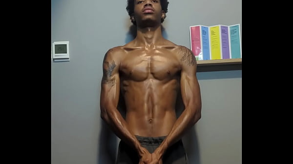 TheTitusBull gym updates specifically sent to your GF.