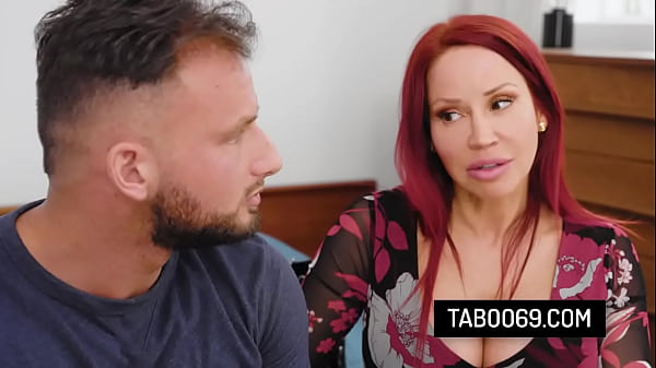 Raunchy Realtor – Bianca Beauchamp