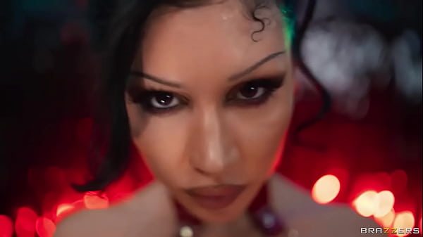 Squirting Threeway Queenie Sateen / Brazzers/ Enter XVPROMO on official site for discount