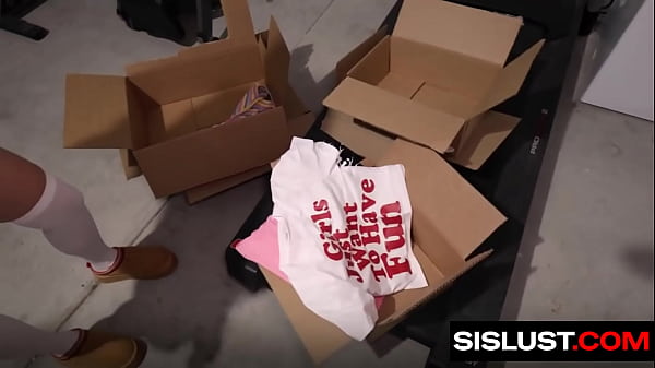 Stepsis and Stepbro Decide to Masturbate Each Other to Cool Off – Sislust